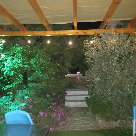 Avra Apartmán
