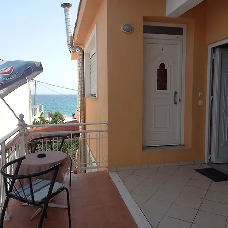 Avra Apartment